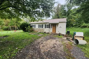 415 Twin Arch, Mount Airy, MD 21771 - Photo 1