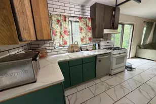 9464 Sohap Ln, Columbia, MD 21045 - Photo 7