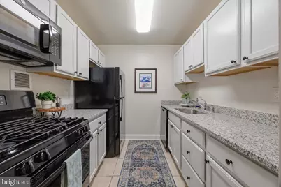 10850 Green Mountain Circle #518, Columbia, MD 21044 - Photo 7