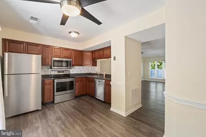 9668 Stirling Bridge Drive, Columbia, MD 21046 - Photo 7