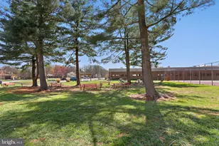 9427 Merryrest Rd, Columbia, MD 21045 - Photo 17