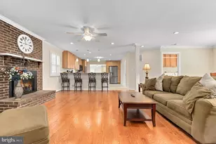 12905 Byefield Dr, Highland, MD 20777 - Photo 17