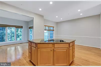 8906 Lee Manor Drive, Ellicott City, MD 21043 - Photo 15