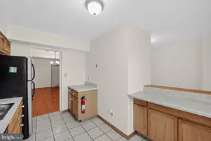 5821 Diggers Ln, Elkridge, MD 21075 - Photo 17