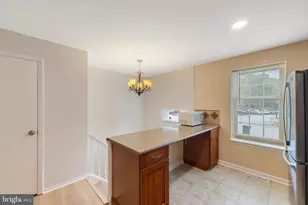 9810 Rainleaf Ct, Columbia, MD 21046 - Photo 5