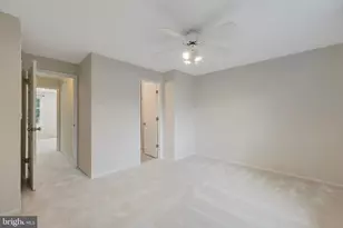 9810 Rainleaf Ct, Columbia, MD 21046 - Photo 21