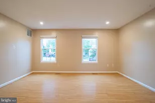 9406 Glen Ridge Dr, Laurel, MD 20723 - Photo 25