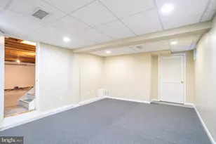 9406 Glen Ridge Dr, Laurel, MD 20723 - Photo 53
