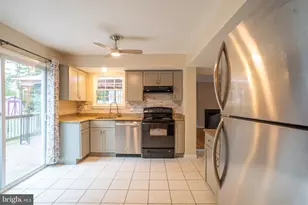 9406 Glen Ridge Dr, Laurel, MD 20723 - Photo 19
