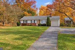 725 Long Corner Rd, Mount Airy, MD 21771 - Photo 1