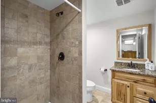 8780 Teresa Ln, Laurel, MD 20723 - Photo 55