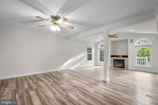 8780 Teresa Ln, Laurel, MD 20723 - Photo 5