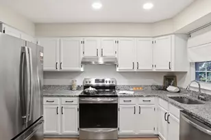 8861 Stonebrook Ln NW, Columbia, MD 21046 - Photo 13