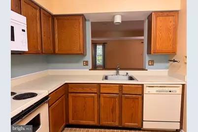 11511 Little Patuxent Pkwy Parkway, Columbia, MD 21044 - Photo 9