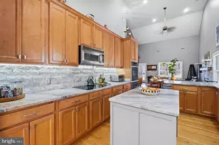 5807 Blue Claw Ct, Rock Hall, MD 21661 - Photo 9