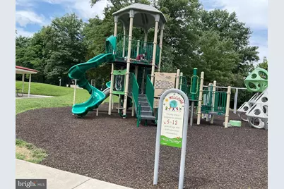 1152 Regal Oak Drive, Rockville, MD 20852 - Photo 7