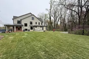 7601 Maryknoll Ave, Bethesda, MD 20817 - Photo 5