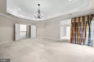 8605 Burning Tree Rd, Bethesda, MD 20817 - Photo 19