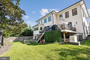 6025 Avon Dr, Bethesda, MD 20814 - Photo 41