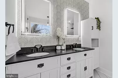 10203 Drumm Avenue, Kensington, MD 20895 - Photo 5