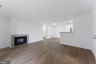 18503 Boysenberry Dr, Gaithersburg, MD 20879 - Photo 5