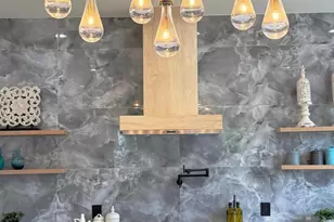 8908 Mohawk Ln, Bethesda, MD 20817 - Photo 9