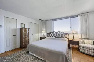 4601 N Park Ave, Chevy Chase, MD 20815 - Photo 25