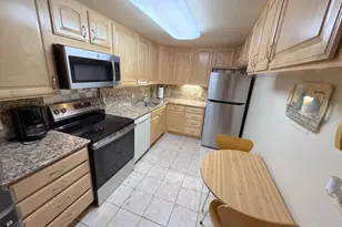 4601 N Park Ave, Chevy Chase, MD 20815 - Photo 15