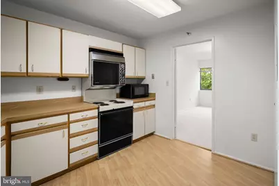 15101 Interlachen Drive #1-618, Silver Spring, MD 20906 - Photo 19