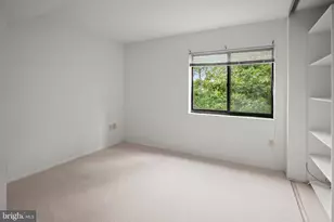 15101 Interlachen Dr, Silver Spring, MD 20906 - Photo 13