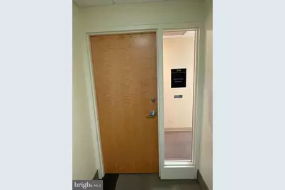 804 Pershing Drive #104, Silver Spring, MD 20910 - Photo 5