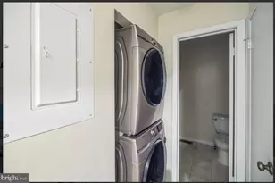 11462 Fruitwood Way, Germantown, MD 20876 - Photo 3