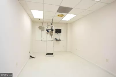 1110 Bonifant #305, Silver Spring, MD 20910 - Photo 15