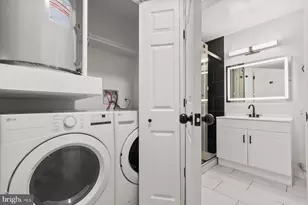 18521 Boysenberry Dr, Gaithersburg, MD 20879 - Photo 17