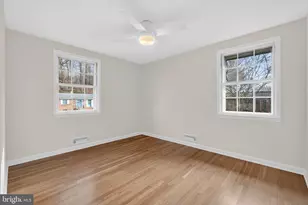 6813 Winterberry Ln, Bethesda, MD 20817 - Photo 23