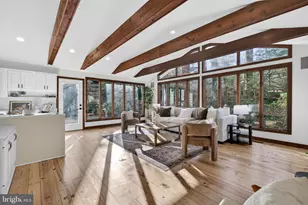 6813 Winterberry Ln, Bethesda, MD 20817 - Photo 7