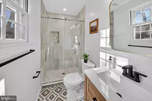 6813 Winterberry Ln, Bethesda, MD 20817 - Photo 21