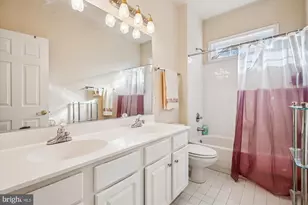 7 Big Oak Ct, Rockville, MD 20850 - Photo 29