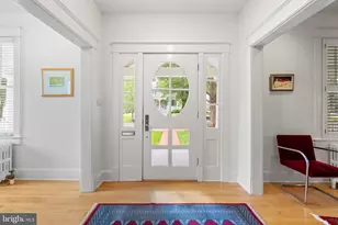 3700 Underwood St, Chevy Chase, MD 20815 - Photo 11