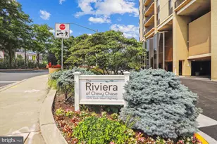 4242 East-West Hwy, Chevy Chase, MD 20815 - Photo 33