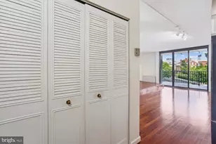 4242 East-West Hwy, Chevy Chase, MD 20815 - Photo 11