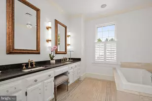 1 W Melrose St, Chevy Chase, MD 20815 - Photo 29