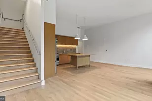 10511 Strathmore Hall St, North Bethesda, MD 20852 - Photo 5