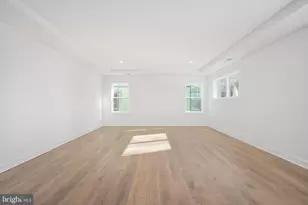 7026 Renita Ln, Bethesda, MD 20817 - Photo 9