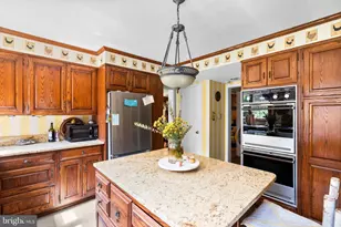 13321 Travilah Rd, Potomac, MD 20854 - Photo 17