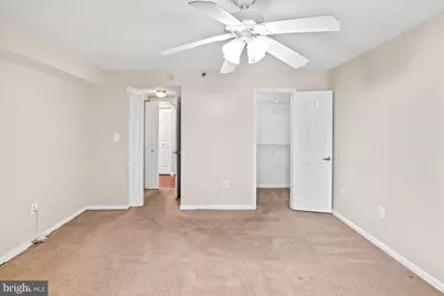 10101 Grosvenor Place #L12, Rockville, MD 20852 - Photo 19
