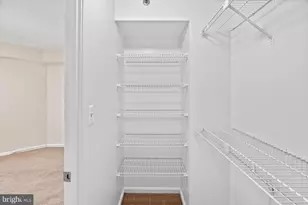 10101 Grosvenor Pl, Rockville, MD 20852 - Photo 21