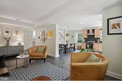 9202 Bulls Run Parkway, Bethesda, MD 20817 - Photo 11