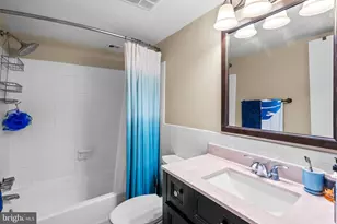 12 Monroe St, Rockville, MD 20850 - Photo 19