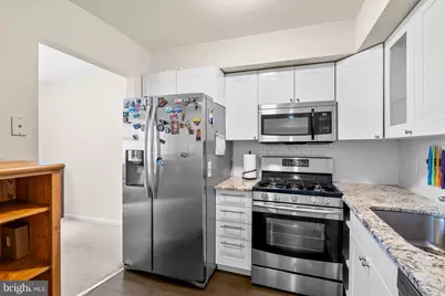 12 Monroe Street #12-201, Rockville, MD 20850 - Photo 17